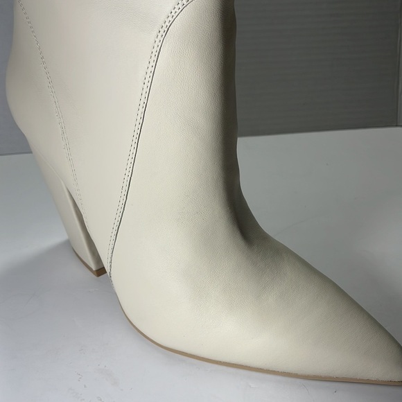 Nestly Heeled Booty - Picture 7 of 8